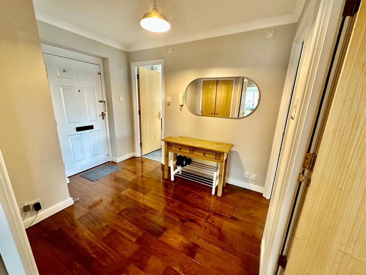 O2 Arena Luxury Flat Sleeps 6 With Parking Apartamento