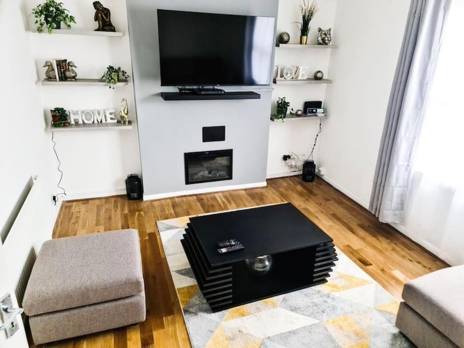 Apartment The Navarone Blue Orchid Flat