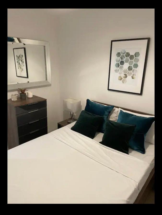 Luxurious 2 Bedroom In Canary Wharf Apartamento
