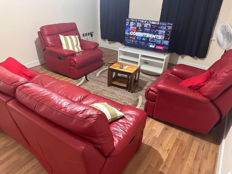 Apartamento Justalf Facilities-spacious 2-bed In Thamesmead, Greenwich Londres