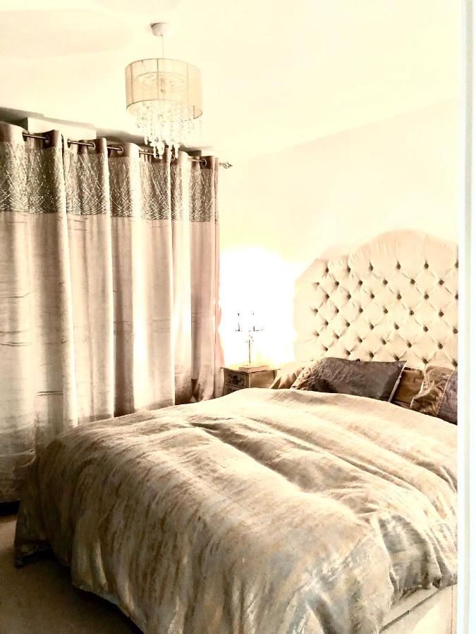 Luxury North Greenwich Apartment London