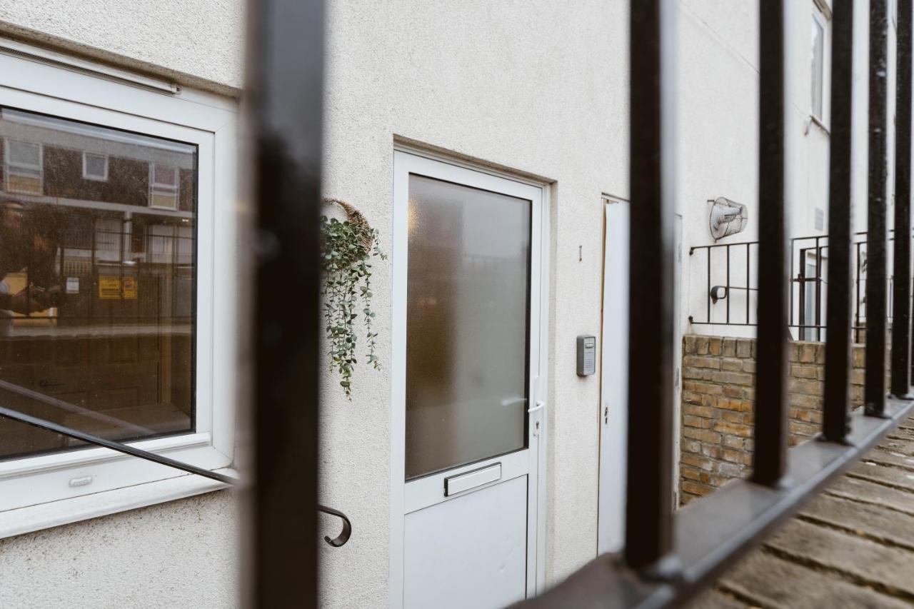 Hipster 5 Double Beds , 2 Big Bedrooms In Hackney *