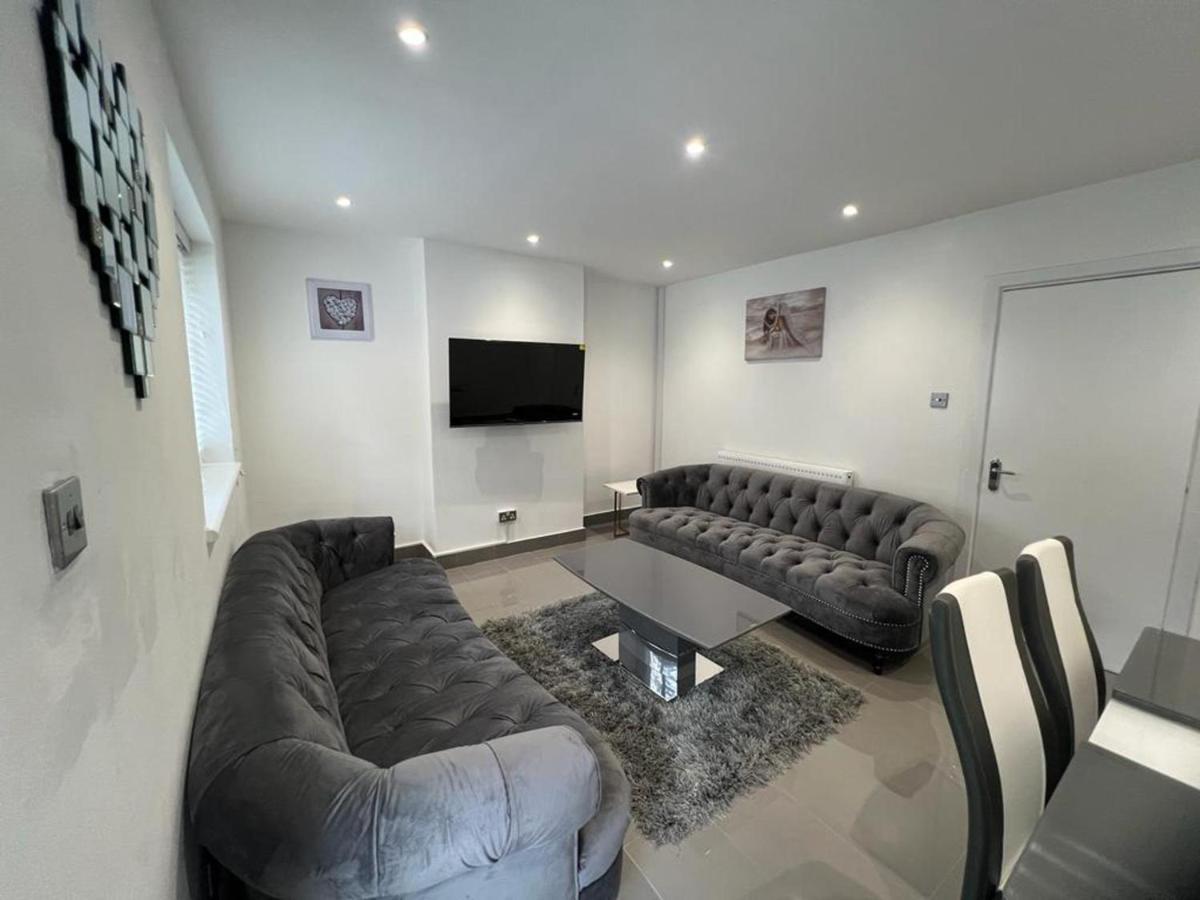 Modern Executive 2-bed In London