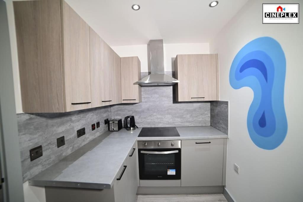 Business Leisure Professional Flat B Unit 2 Lewisham Wifi Netflix By Cineplex Short Lets & Serviced Londres