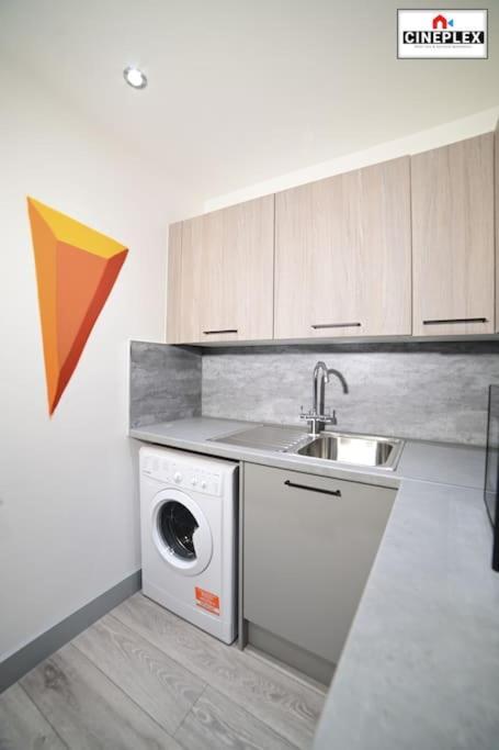 Appartement Business Leisure Professional Flat B Unit 2 Lewisham Wifi Netflix By Cineplex Short Lets & Serviced Londres