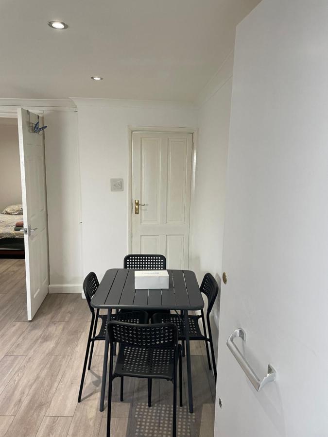 Plough Way Flat Appartement