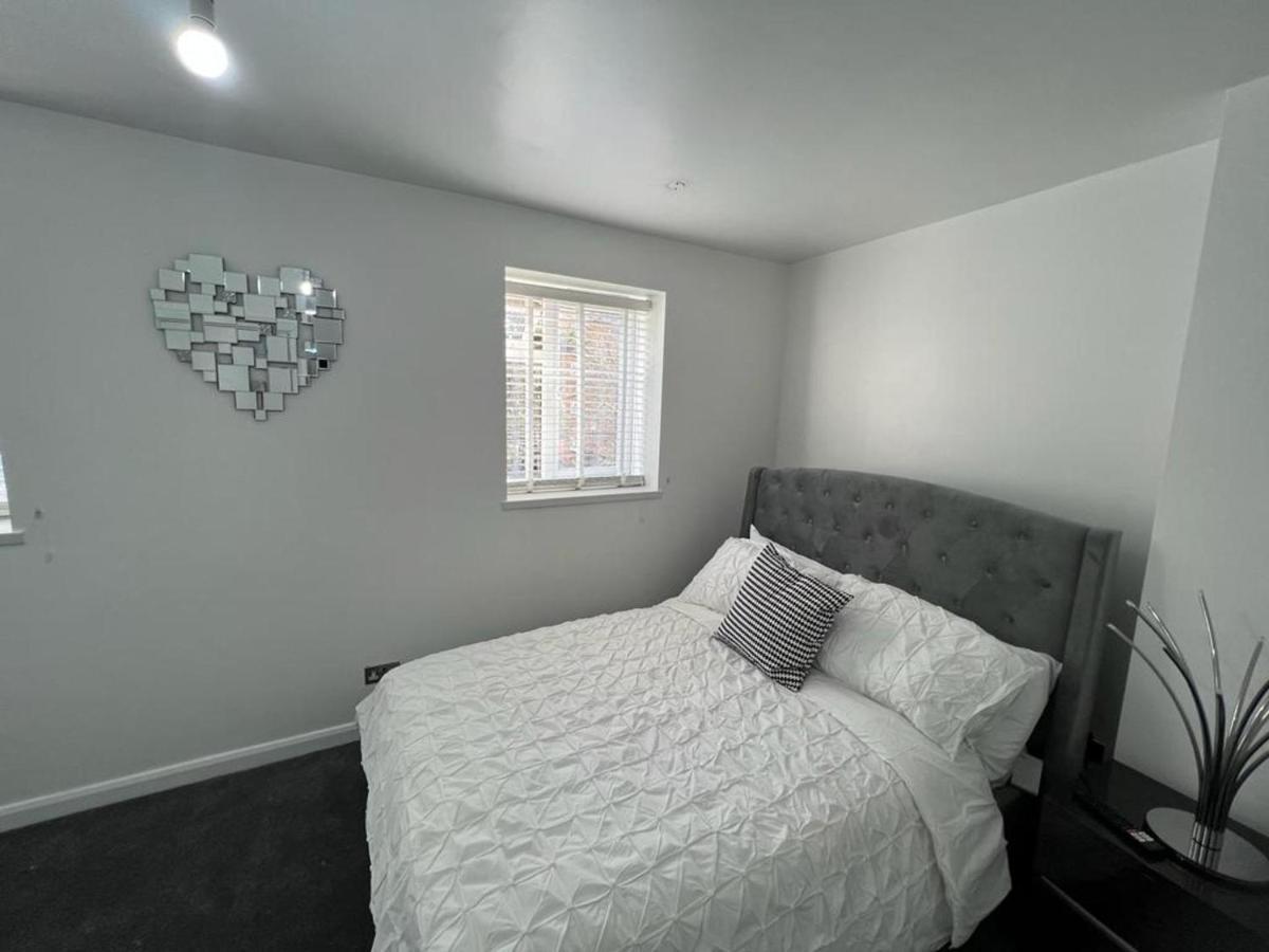 Apartment Modern Executive 2-bed In London