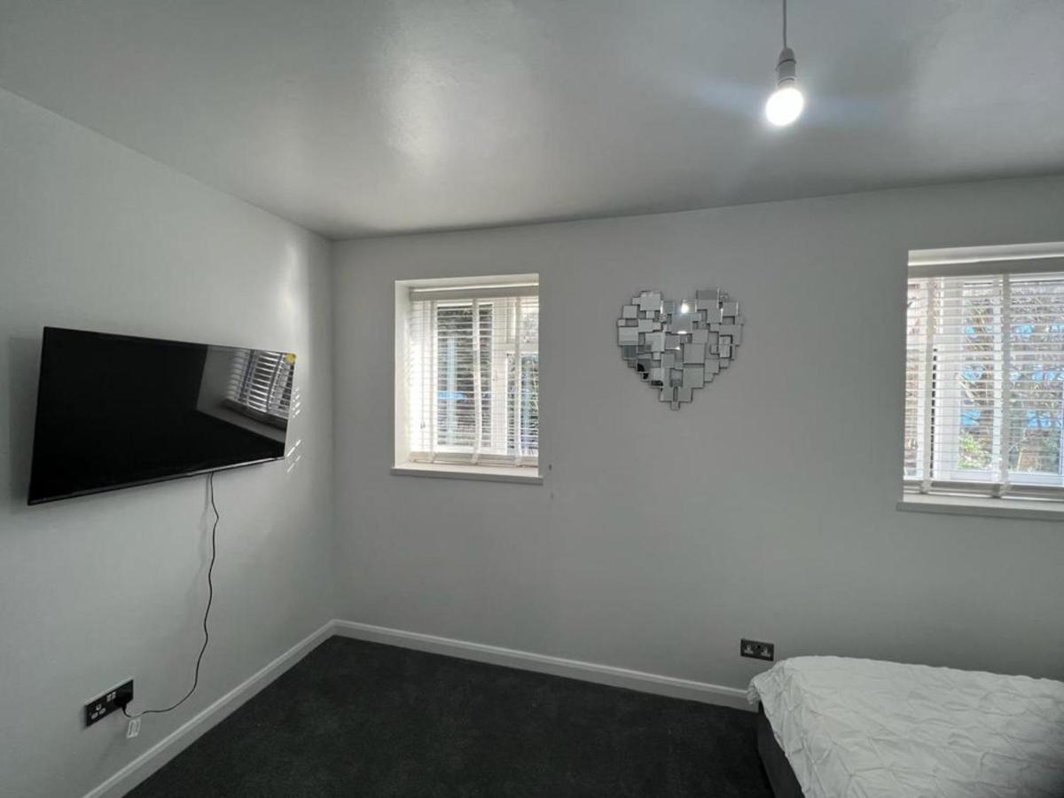 Modern Executive 2-bed In Apartment London