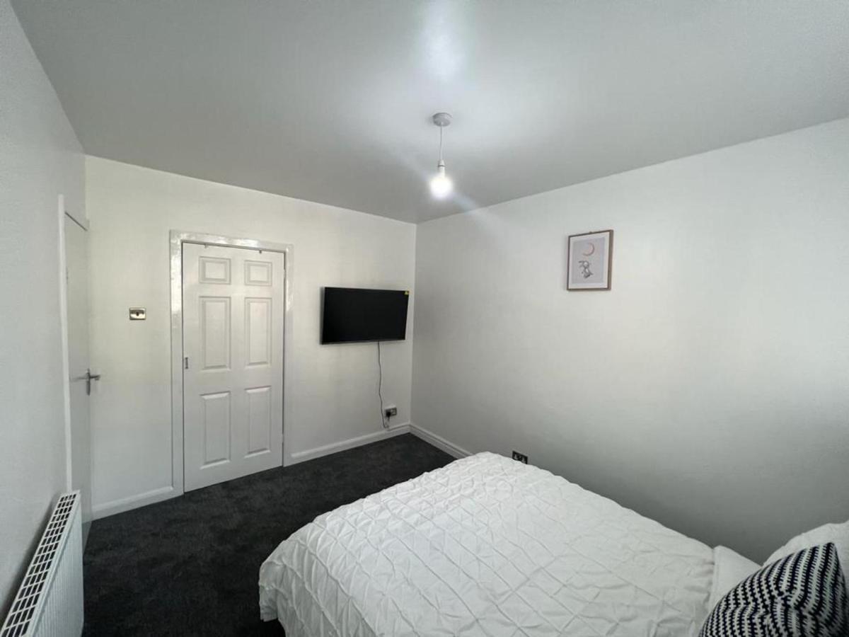Modern Executive 2-bed In * London