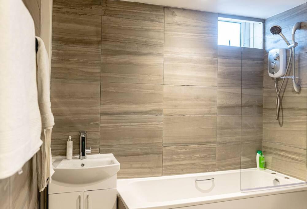 Apartamento 2 Bed With Free Parking