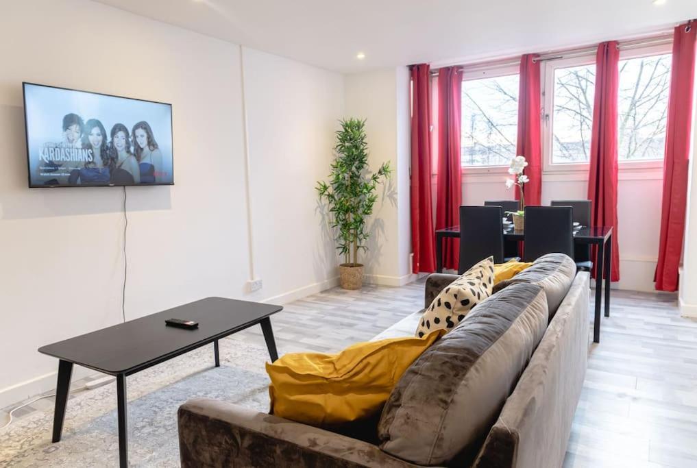 Apartamento 2 Bed With Free Parking