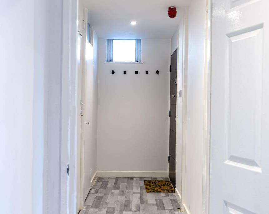 Apartamento 2 Bed With Free Parking *