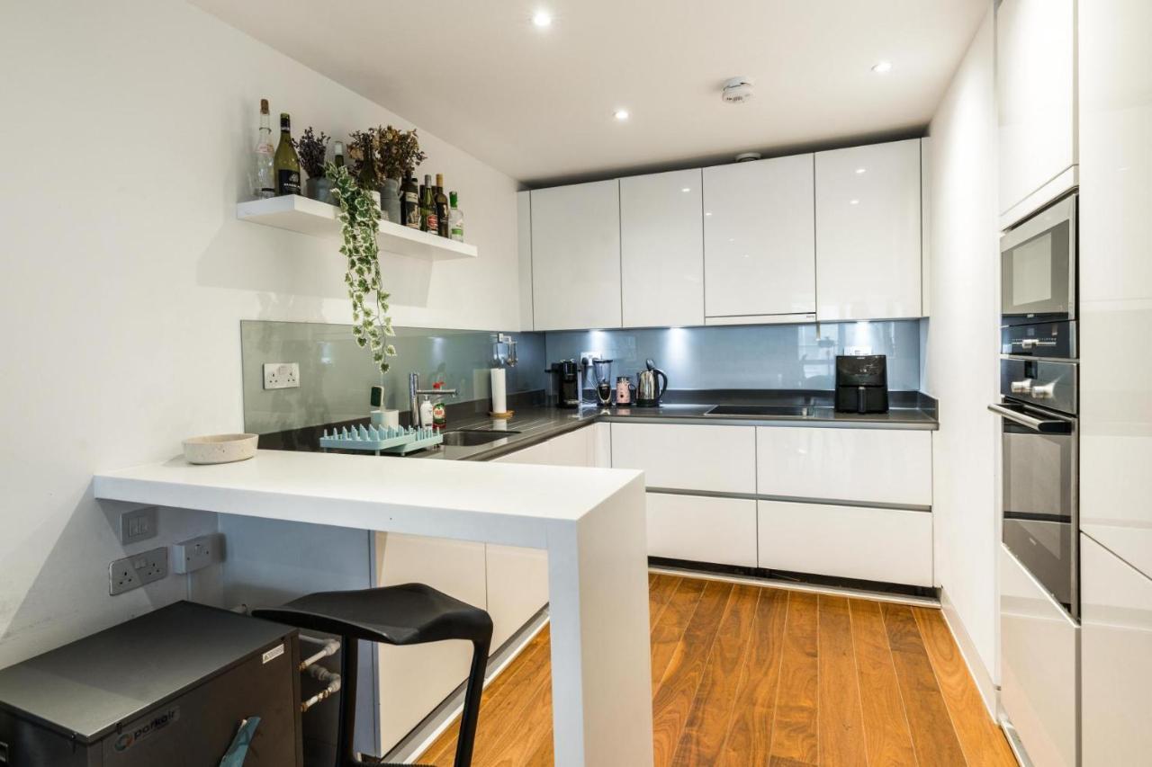 For 4 In The Heart Of Shoreditch *