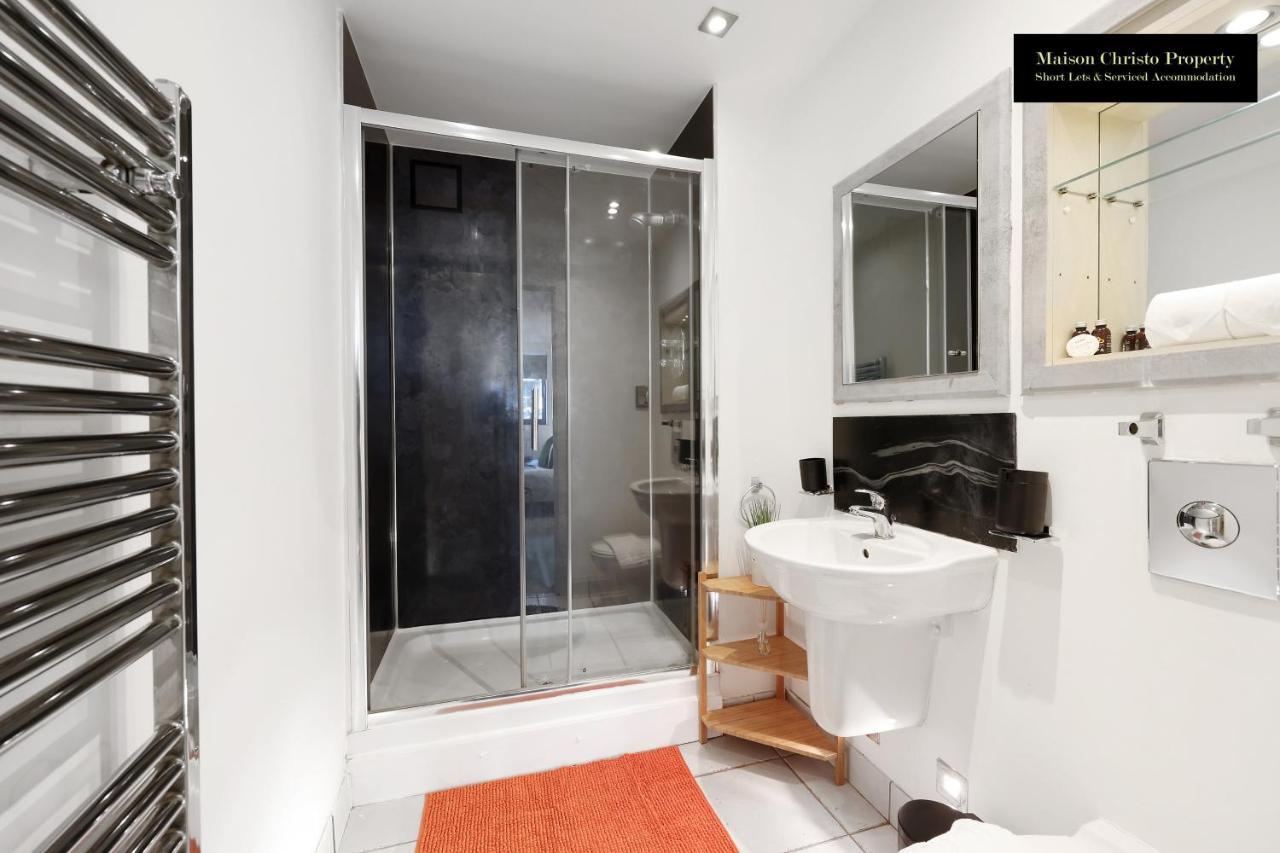 Apartamento Weekly Or Monthly Stays, London, Canary Wharf - Sleeps 6- 2bedroom, Free Parking, Serviced By Maison Christo