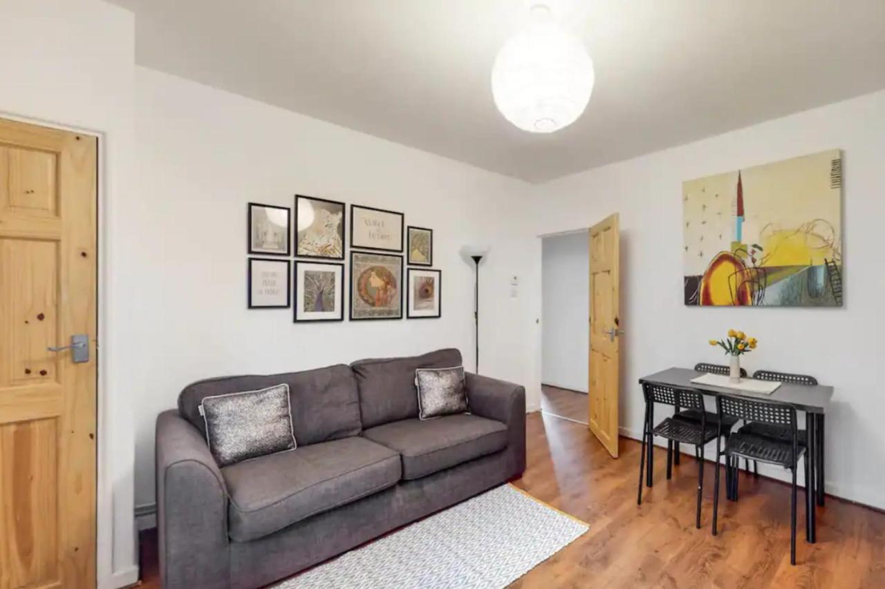 Central & Cosy 2bd Flat Near Canary Wharf Appartement