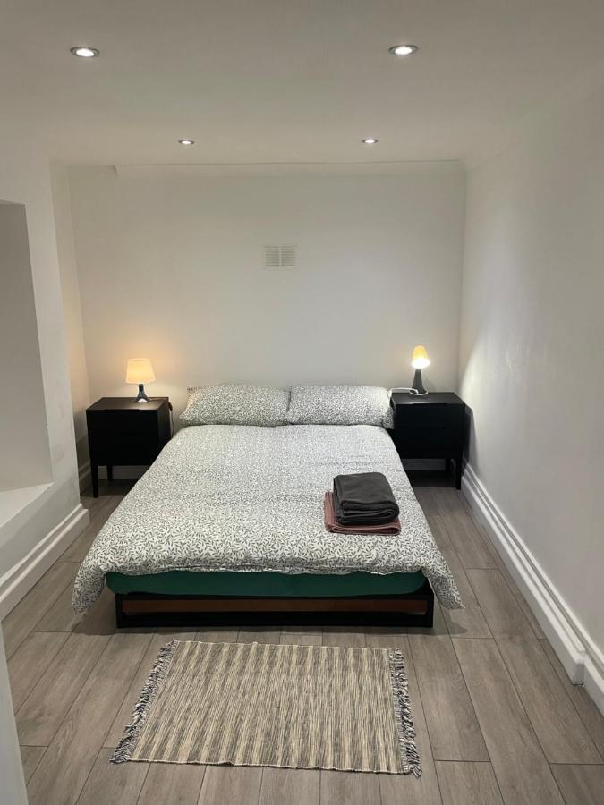 Plough Way Flat Appartement