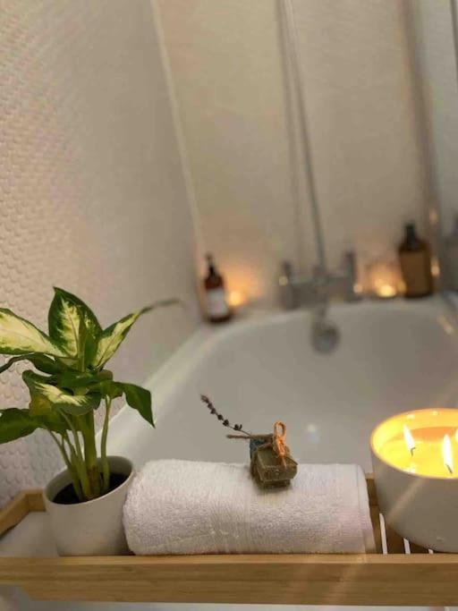 Shoreditch Cosy Flat, Next To Van Gogh Exhibition * Londres