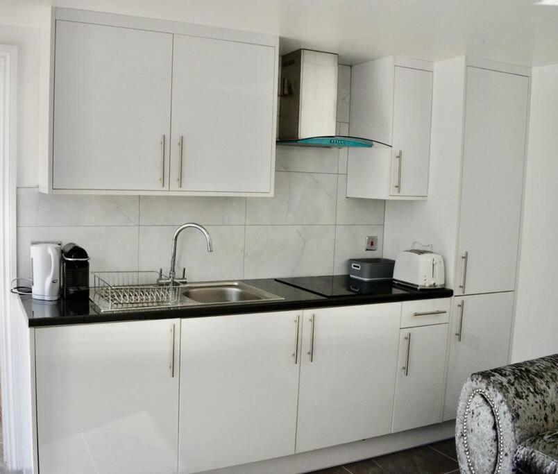 The White House Retreat Apartment *