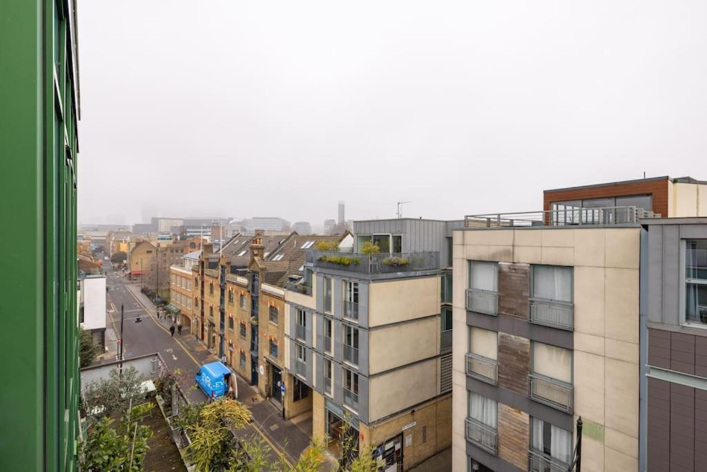 Wild Roses Serviced - Tower Bridge Appartement