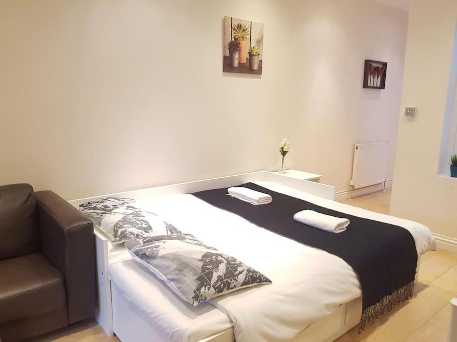 Modern In Great Location In *