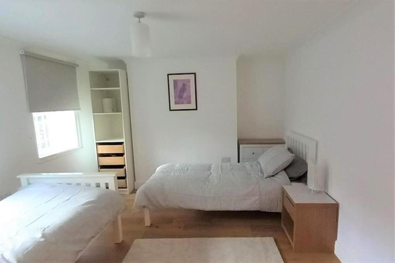 2 Bedroom Victorian Garden Flat Apartment *