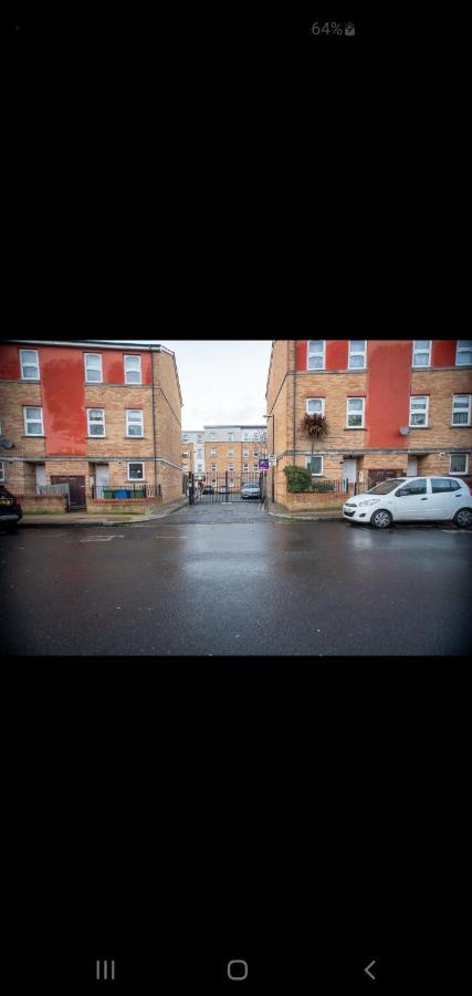 Spacious 1 Bed- Nunhead/peckham-sleeps 4 Apartment