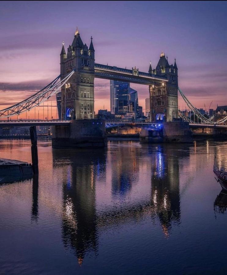 Thames View & Free Parking - Perfect Long Workers Only Londres