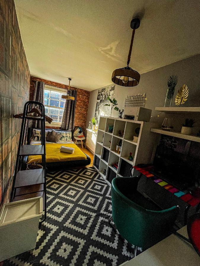2 Bedroom Roof Terrace With Sauna Jakuzzi And Outdoor Cinema Appartement