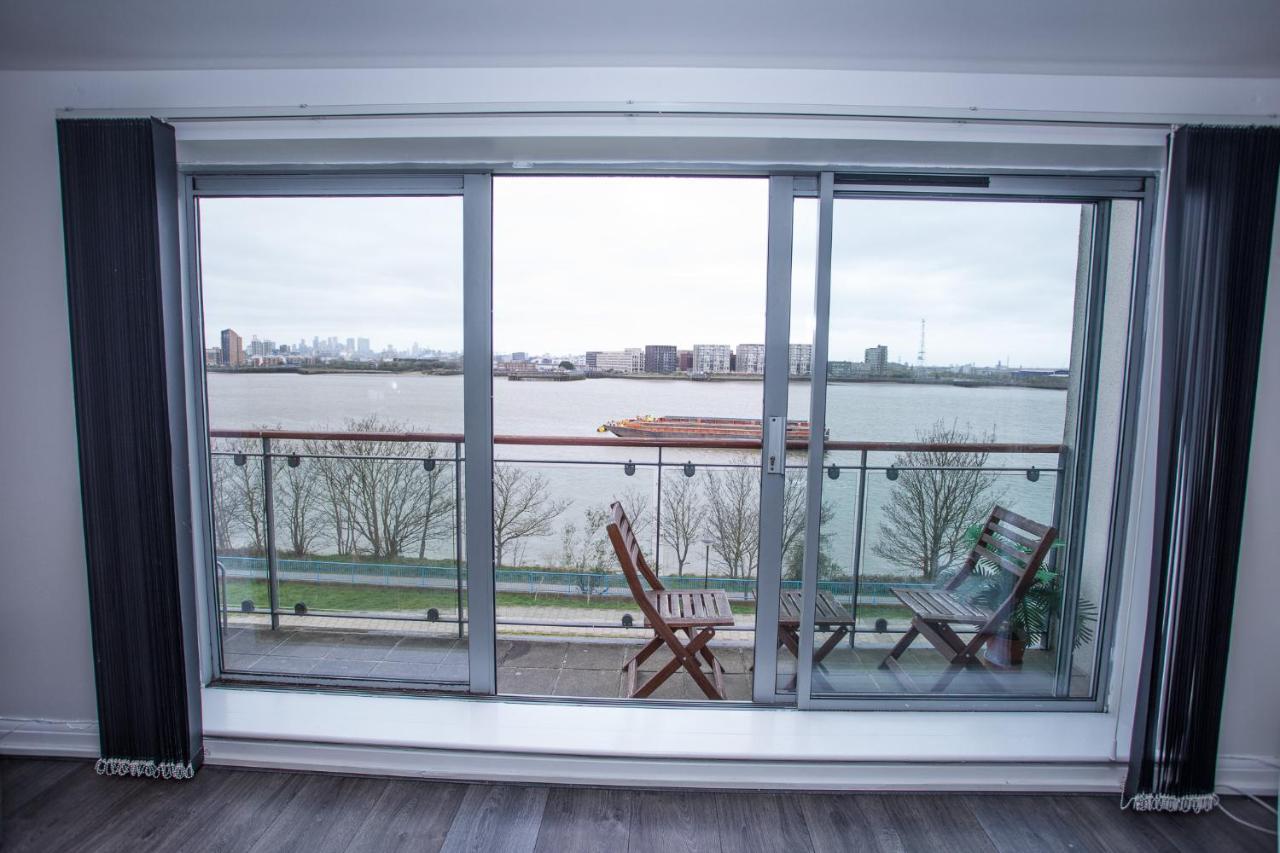 Apartment Remarkable 2-bed With Sea View London