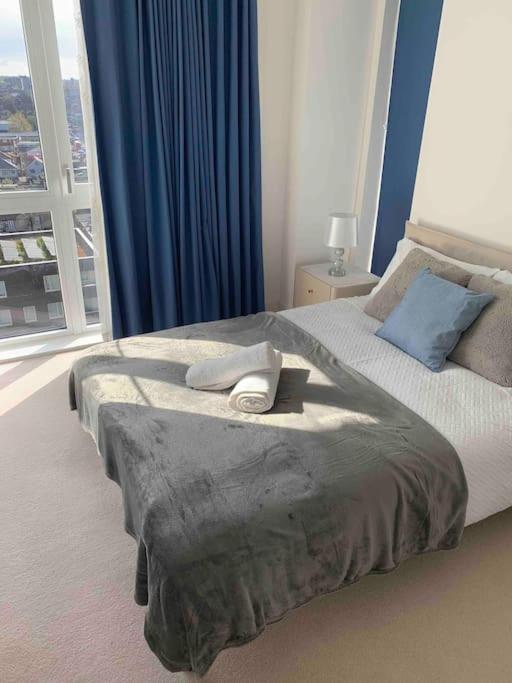 Lovely En-suite Flat With Balcony And Parking. Apartment *