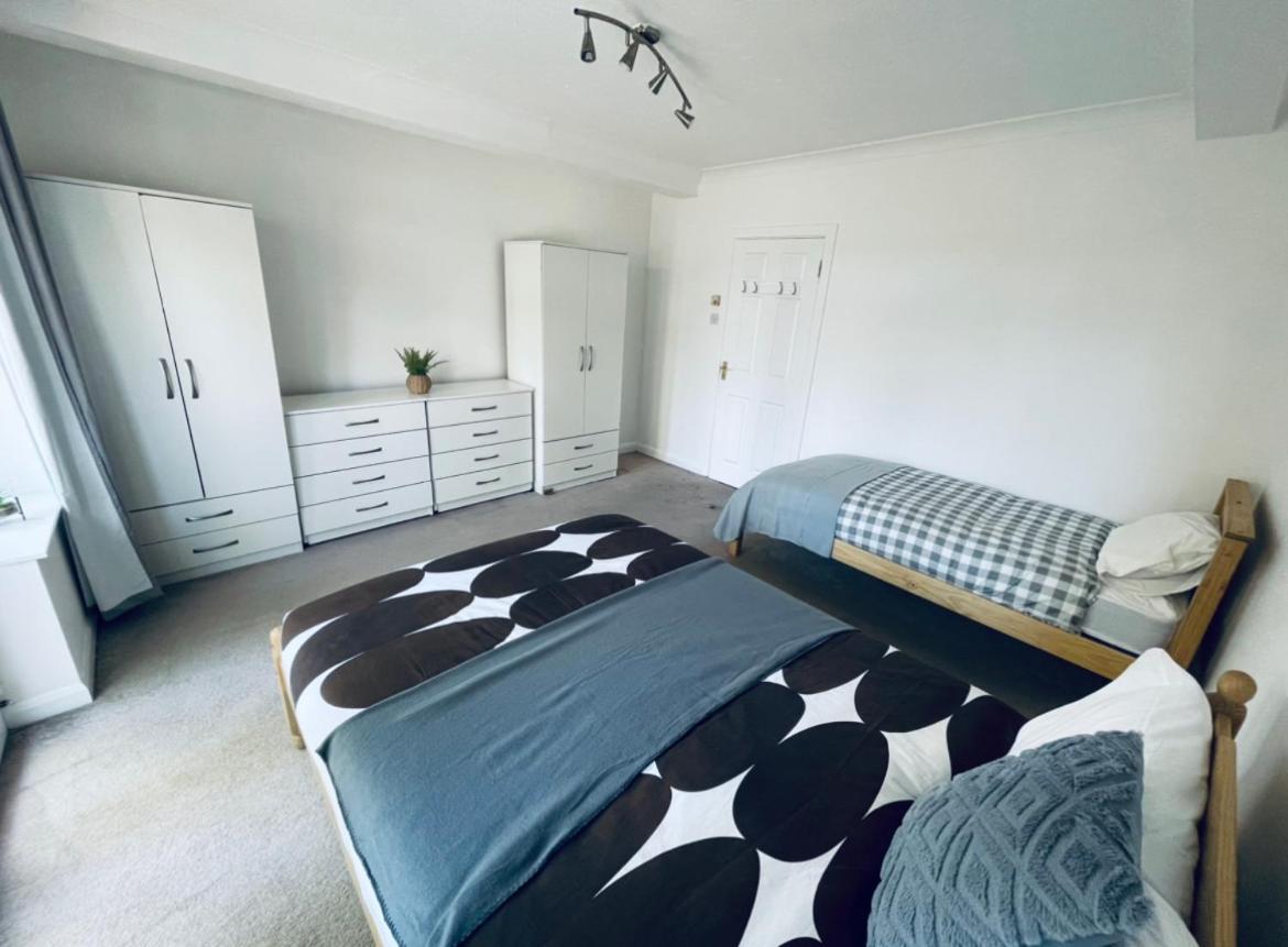 Privatunterkunft Up To 3 People, In A Share House With Private Garden Access