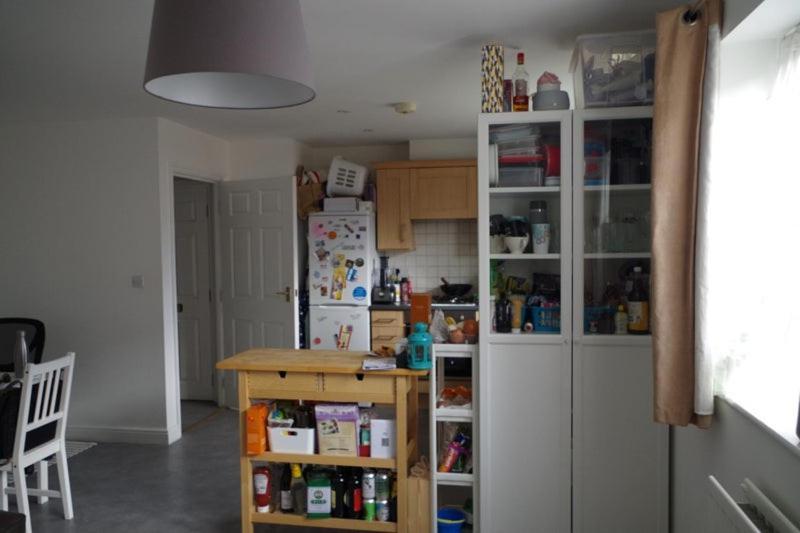 Homestay Bright, Chilled Ensuite Db In A Shared Flat! *