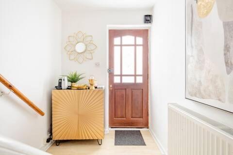 Lovely And Comfortable In Accommodatie bij particulieren Londen