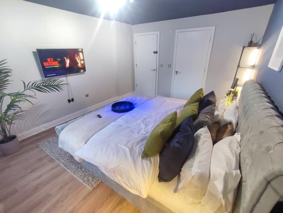 Luxury 3br Apt, Close To Excel, O2, Airport! Apartamento