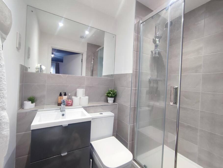 Apartamento Luxury 3br Apt, Close To Excel, O2, Airport! *