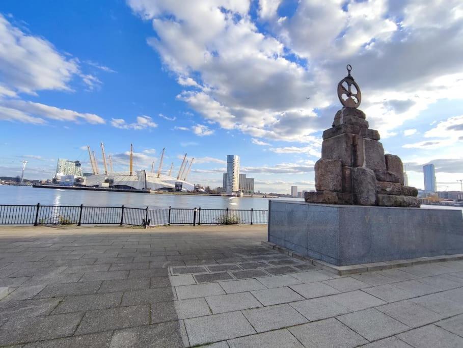 Apartamento Luxury 3br Apt, Close To Excel, O2, Airport! *