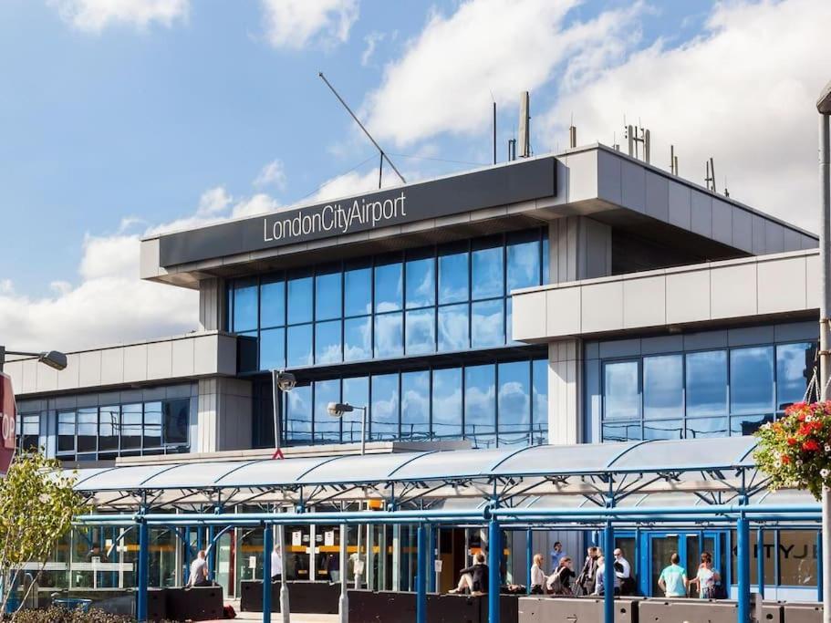 Apartamento Luxury 3br Apt, Close To Excel, O2, Airport!