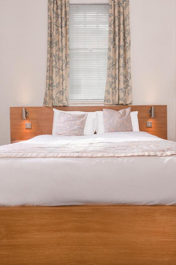 Fox Connaught 3* Londres