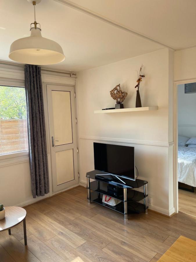 Sootheus - Cosy Surrey Quays * London