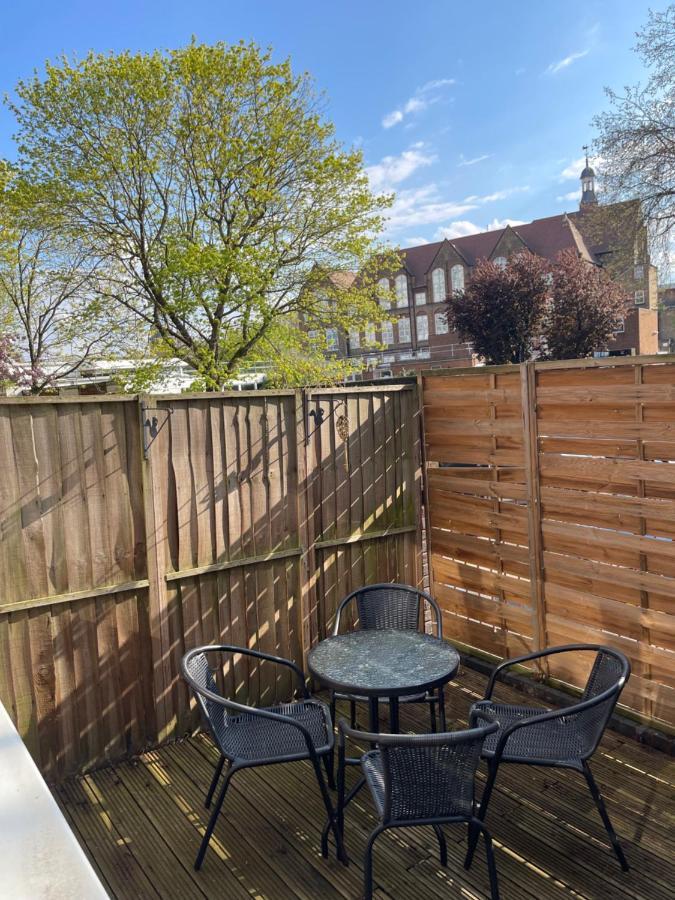 Apartment Sootheus - Cosy Surrey Quays *