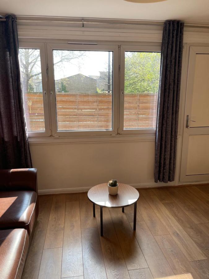 Sootheus - Cosy Surrey Quays Apartment