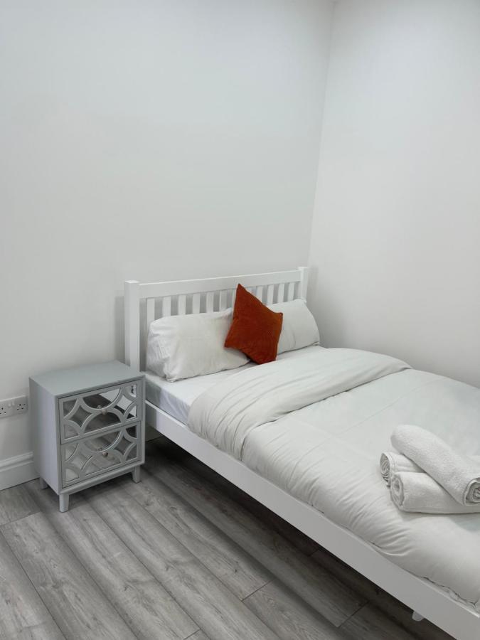East Self Check In Appartement *