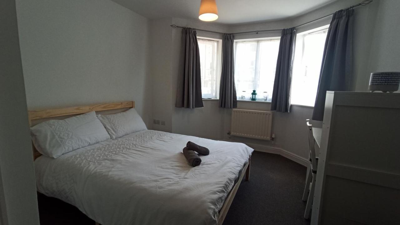 Bright, Chilled Ensuite Db In A Shared Flat! Homestay London