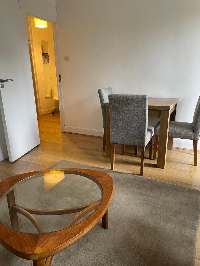 Apartment Garden Flat London