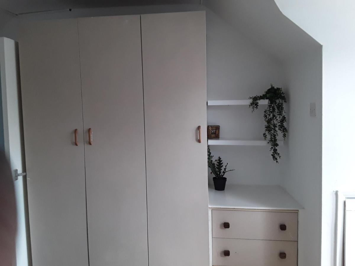 Stunning 1-bed In Apartamento