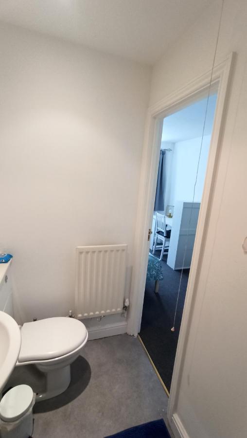 Homestay Bright, Chilled Ensuite Db In A Shared Flat!