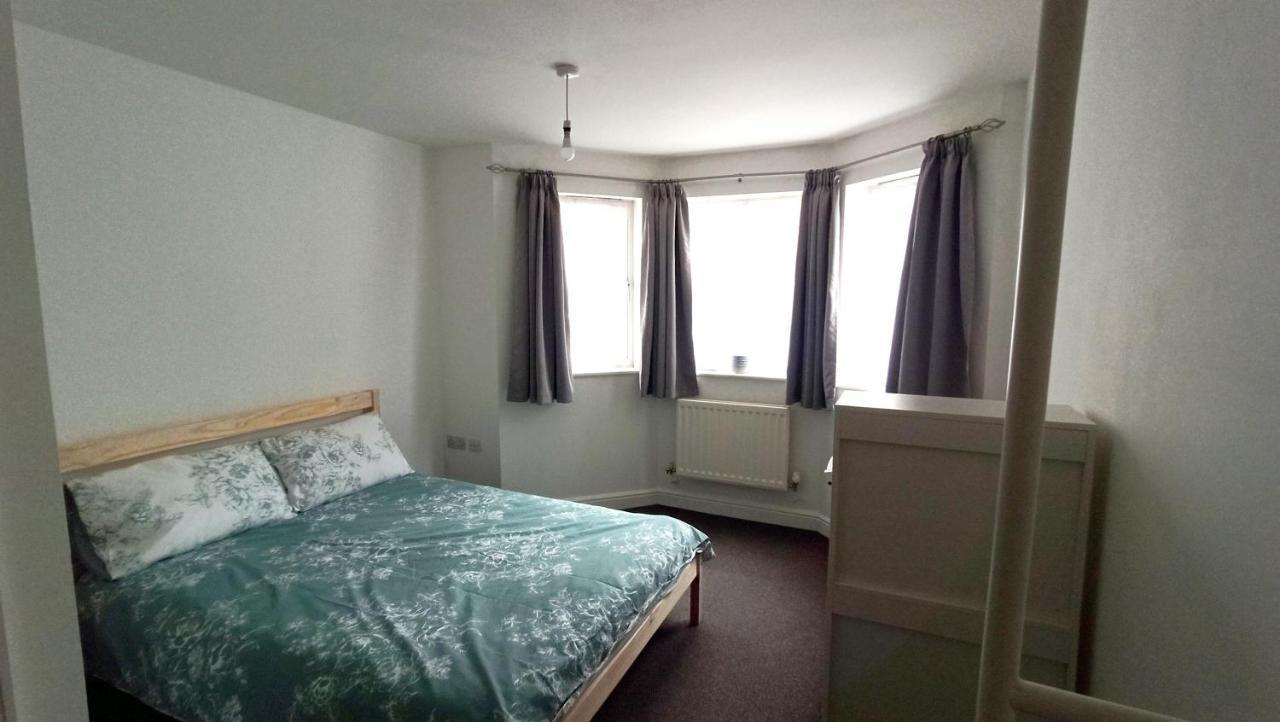 Bright, Chilled Ensuite Db In A Shared Flat!