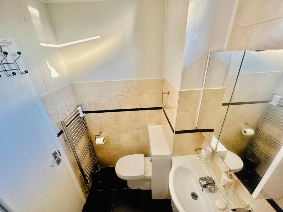 Apartamento 3 Bed Sky Se15 Peckham *