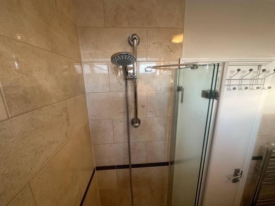 Apartamento 3 Bed Sky Se15 Peckham *