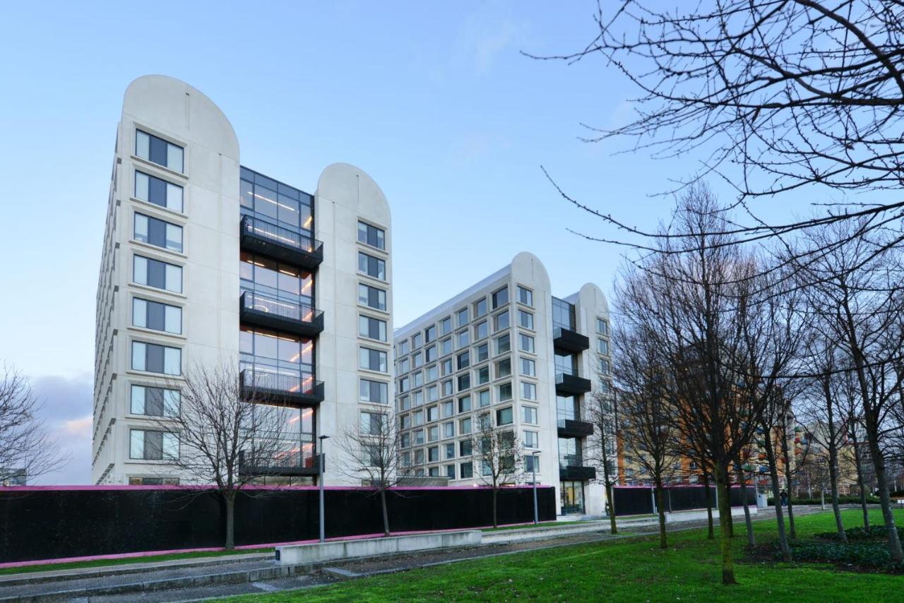 For Students Only Spacious At Flinders House Located In * London